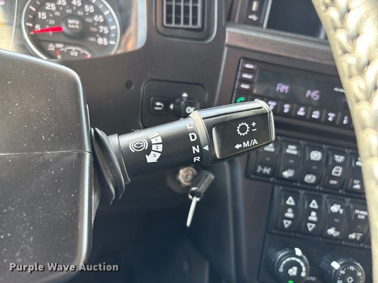 image for item DW7401 2024 International LT625 semi truck