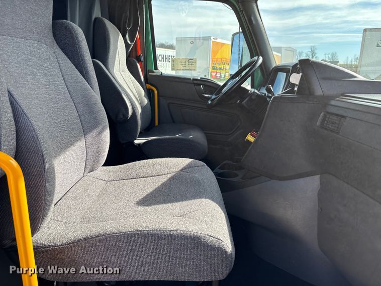 image for item DW7401 2024 International LT625 semi truck