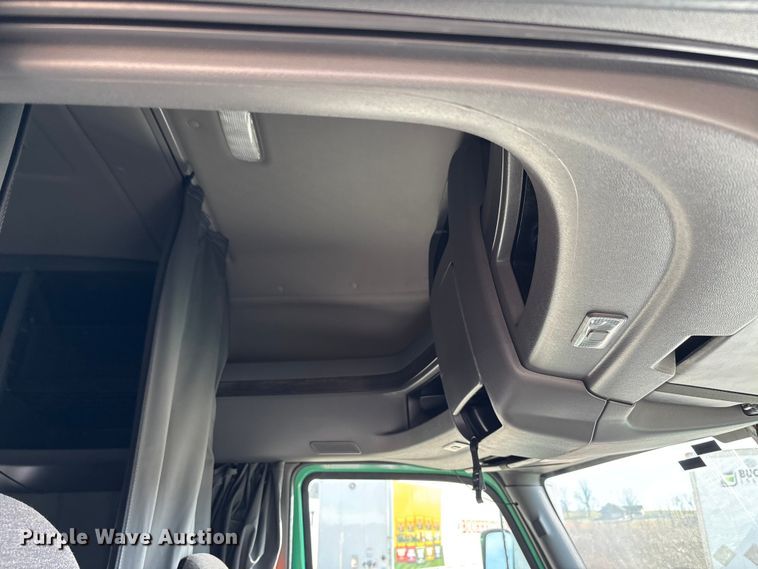 image for item DW7401 2024 International LT625 semi truck