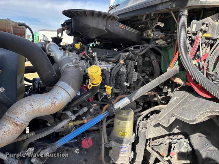 image for item DW7401 2024 International LT625 semi truck