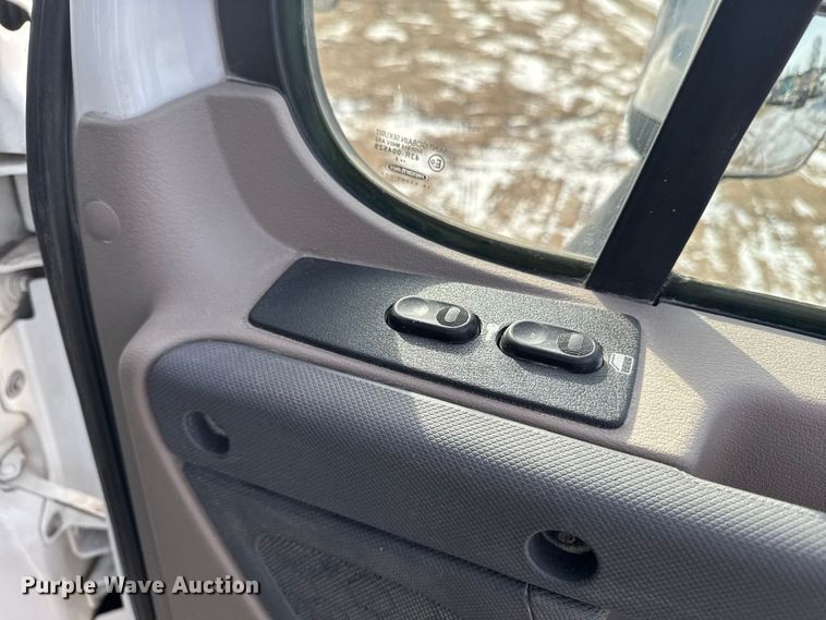 image for item EA2275 2009 Freightliner Cascadia semi truck