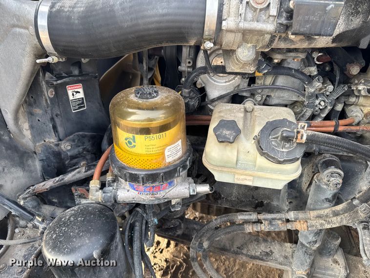 image for item EA2275 2009 Freightliner Cascadia semi truck