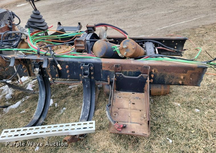 image for item EA2811 Ford Cut frame and engine parts