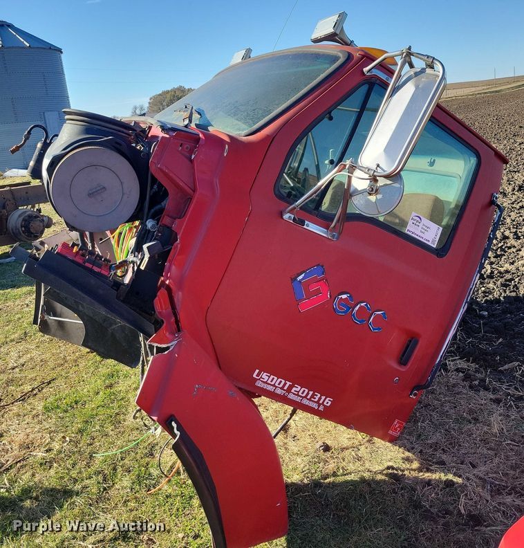 image for item EA2811 Truck parts