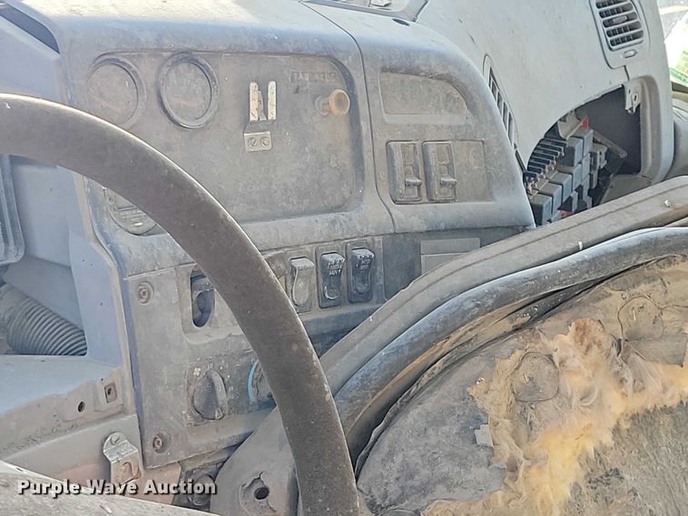 image for item EA2811 Truck parts