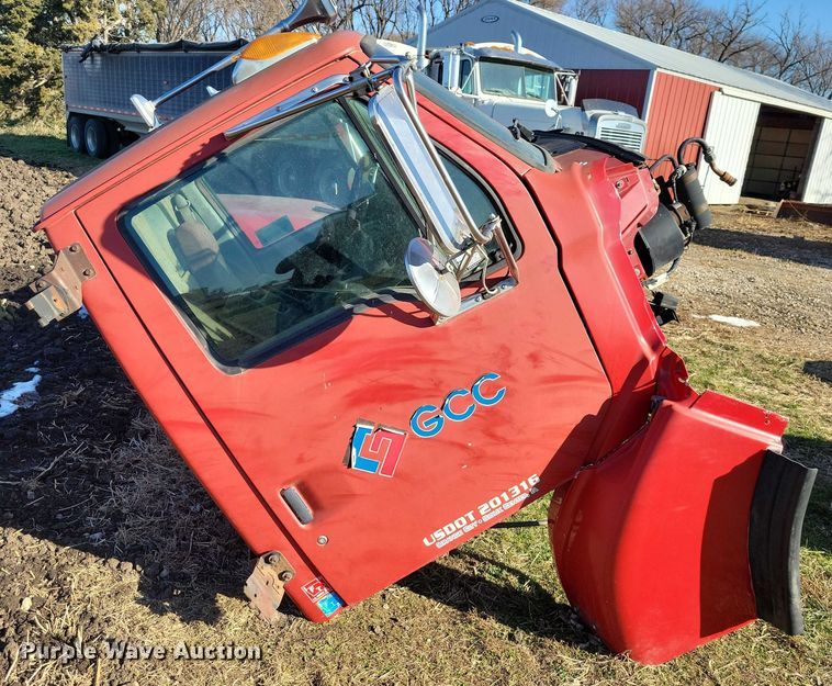 image for item EA2811 Truck parts