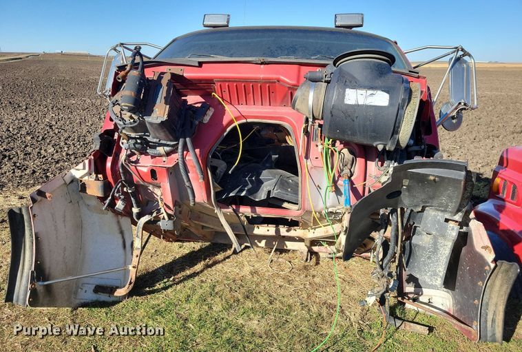 image for item EA2811 Truck parts