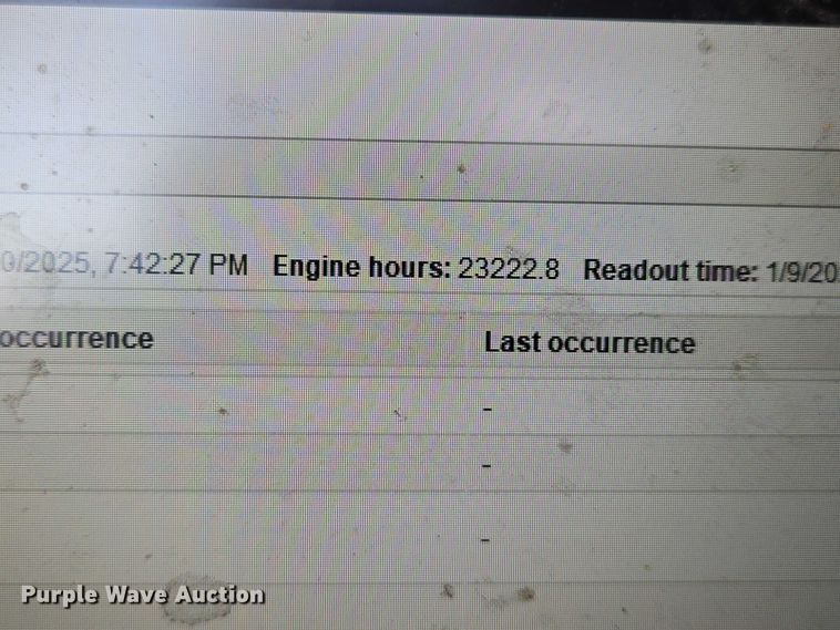 image for item EB1223 2012 Mack Pinnacle semi truck