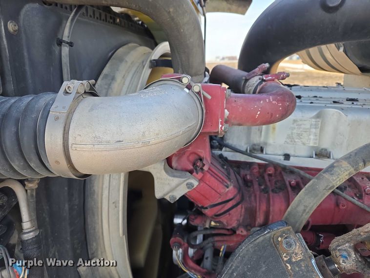 image for item EB1223 2012 Mack Pinnacle semi truck