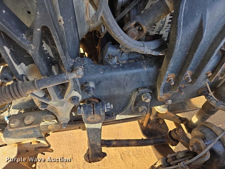 image for item EB1223 2012 Mack Pinnacle semi truck