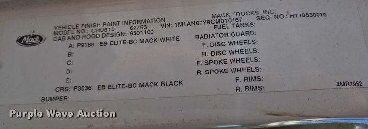 image for item EB1223 2012 Mack Pinnacle semi truck