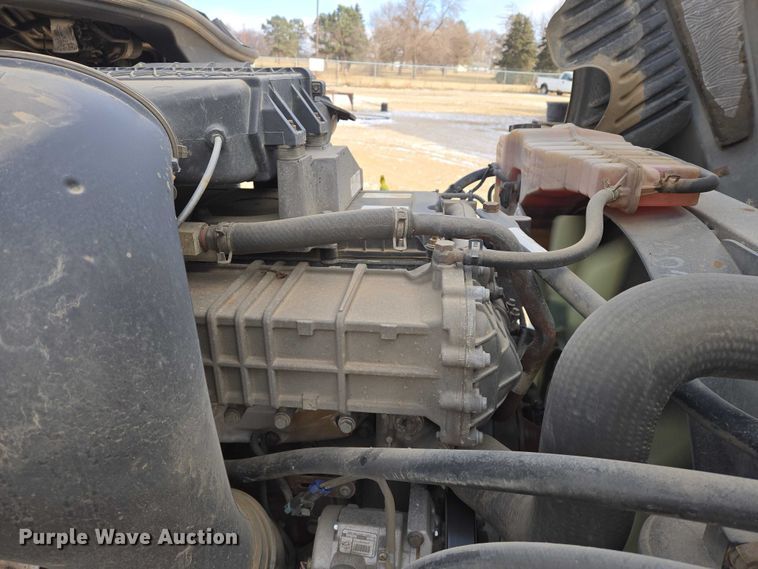 image for item EB1253 2017 Freightliner Cascadia semi truck