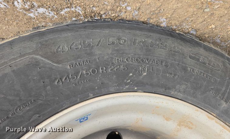 image for item EB1253 2017 Freightliner Cascadia semi truck