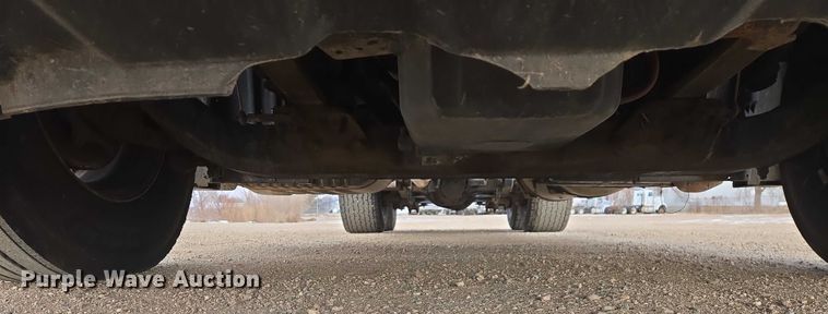 image for item EB1254 2015 Freightliner Cascadia semi truck