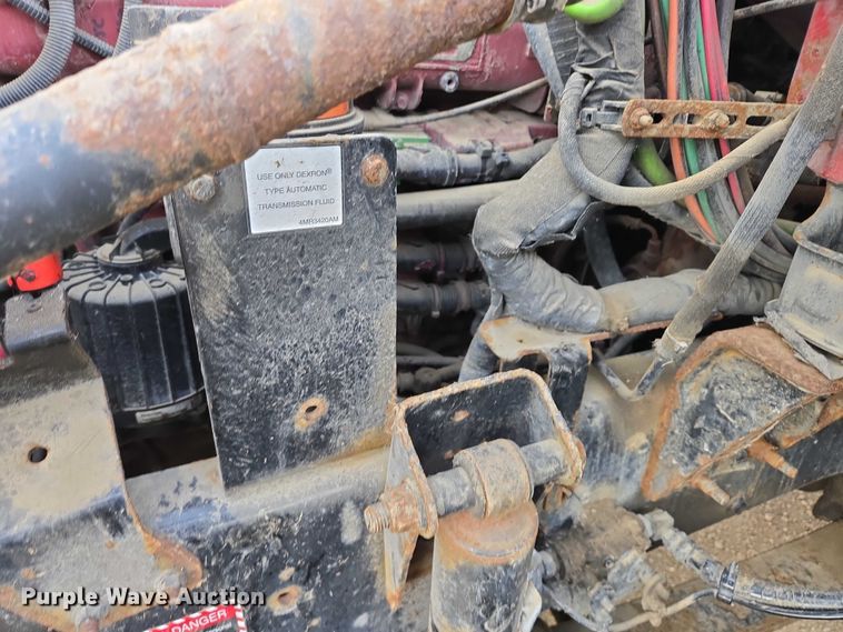 image for item EB1255 2015 Mack CXU613 semi truck