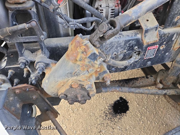 image for item EB1255 2015 Mack CXU613 semi truck