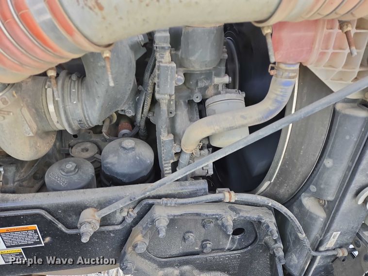 image for item EB1257 2020 Peterbilt 579 semi truck