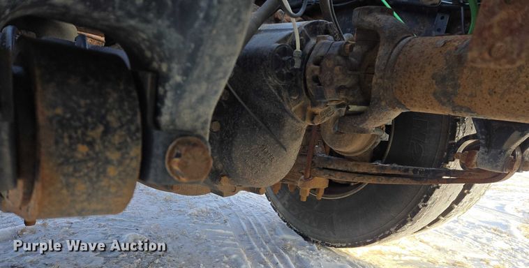 image for item EB1259 2015 Freightliner Cascadia semi truck