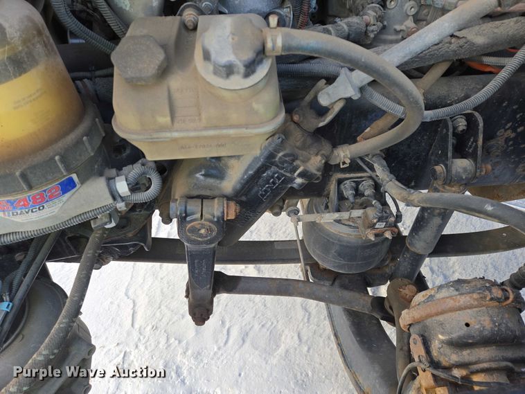 image for item EB1259 2015 Freightliner Cascadia semi truck