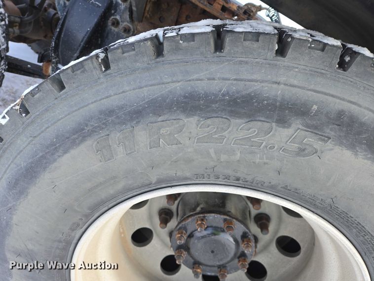 image for item EB1259 2015 Freightliner Cascadia semi truck