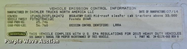 image for item EB1259 2015 Freightliner Cascadia semi truck