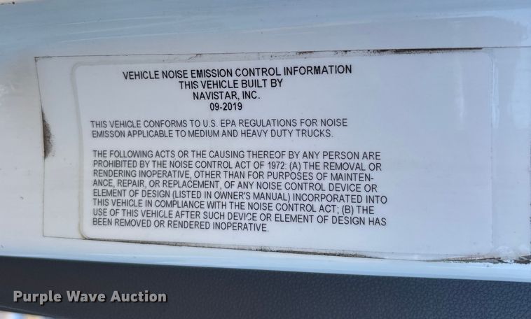 image for item EC3903 2020 International LT625 semi truck