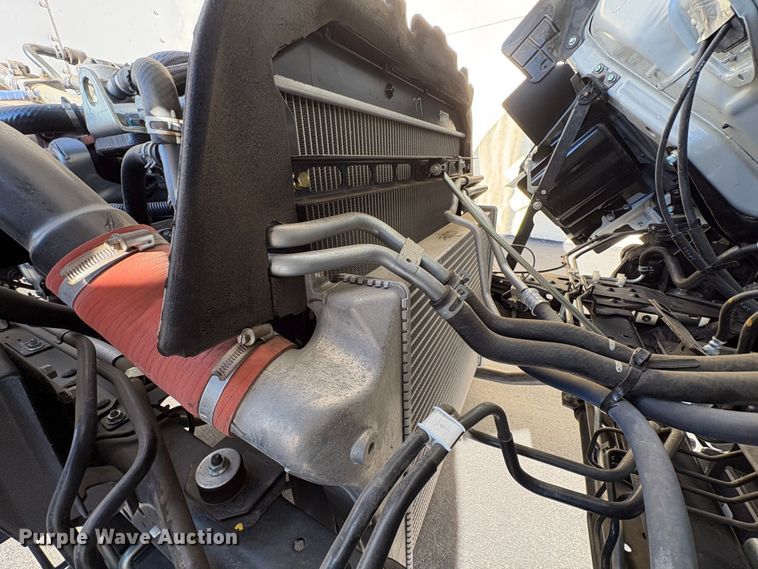 image for item EC8208 2023 Isuzu NPR HD box truck