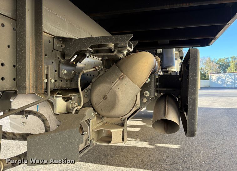 image for item EC8208 2023 Isuzu NPR HD box truck