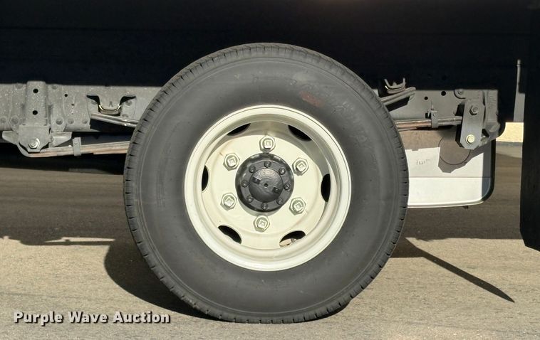 image for item EC8208 2023 Isuzu NPR HD box truck