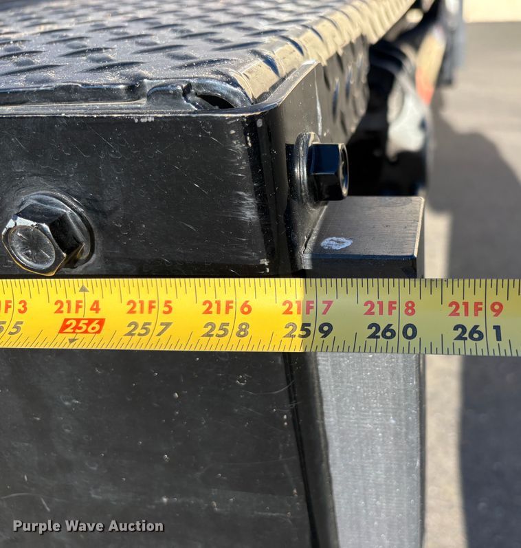 image for item EC8208 2023 Isuzu NPR HD box truck