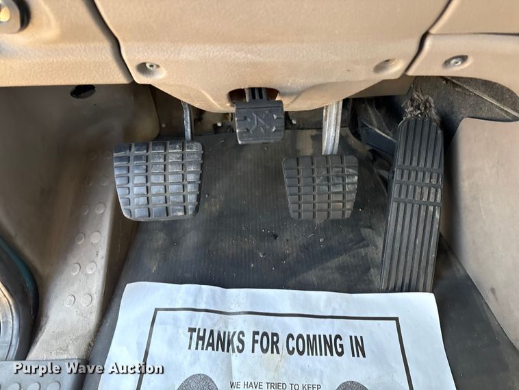 image for item EC8217 2014 Freightliner Cascadia semi truck