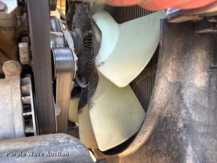 image for item EC8217 2014 Freightliner Cascadia semi truck