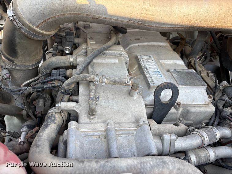 image for item EC8218 2012 International ProStar113 semi truck