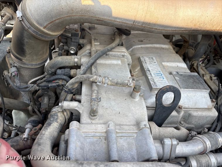 image for item EC8218 2012 International ProStar113 semi truck