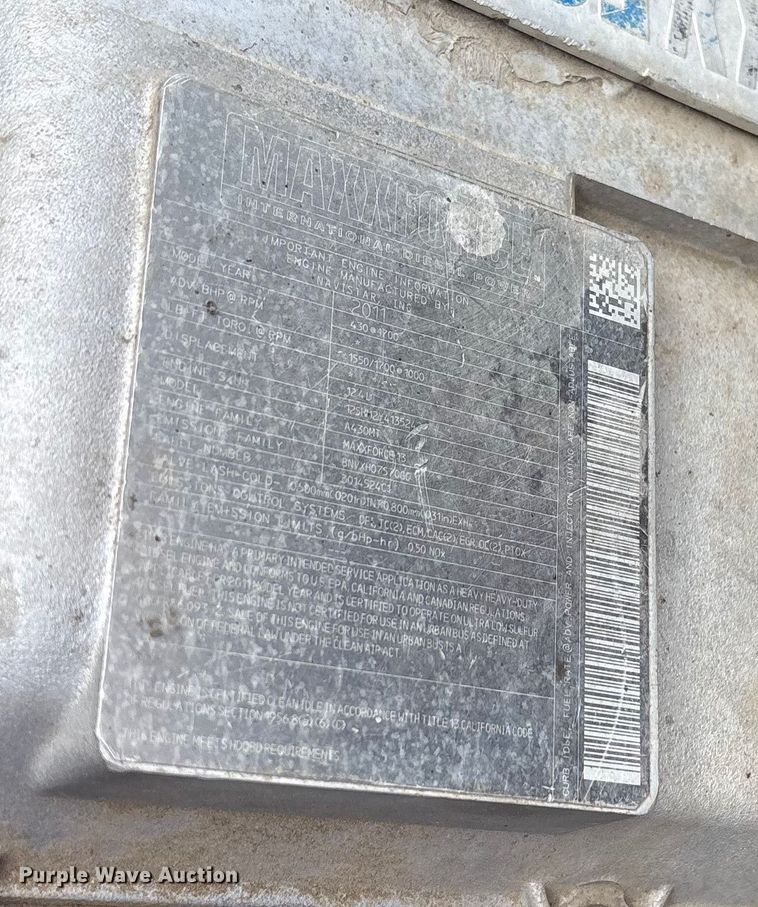 image for item EC8218 2012 International ProStar113 semi truck