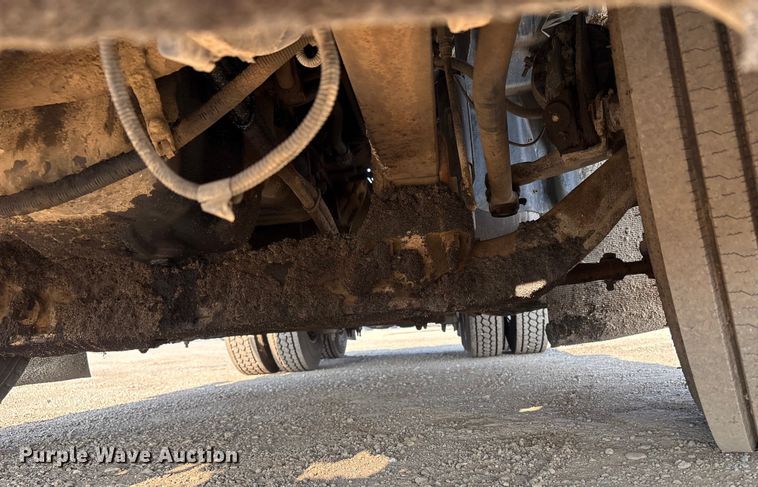 image for item EC8218 2012 International ProStar113 semi truck