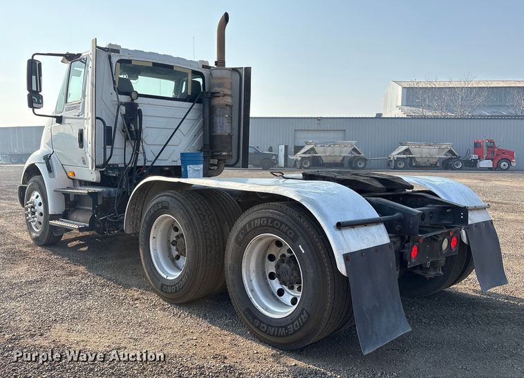 image for item EC8219 2012 International ProStar semi truck
