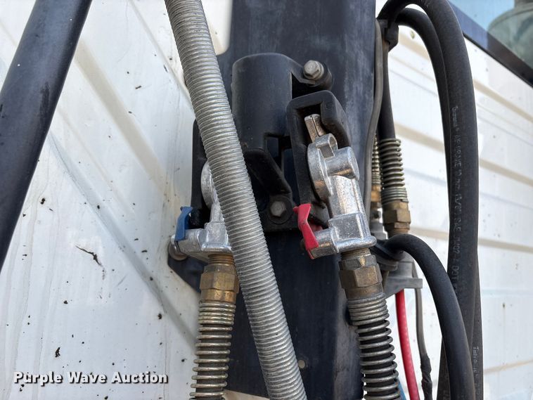 image for item EC8219 2012 International ProStar semi truck