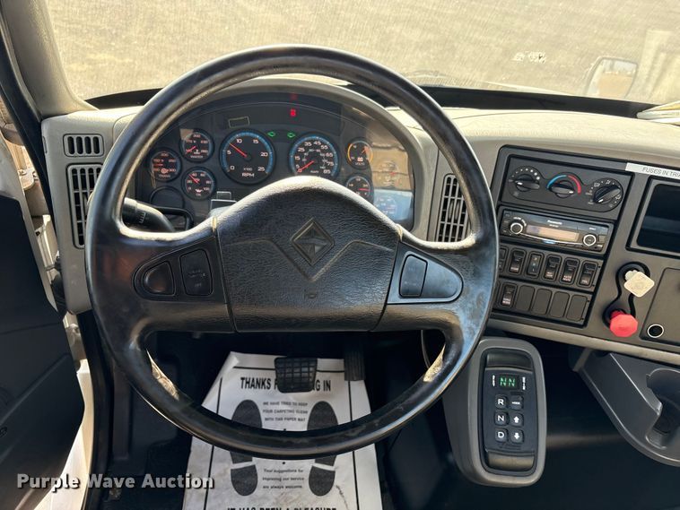 image for item EC8219 2012 International ProStar semi truck