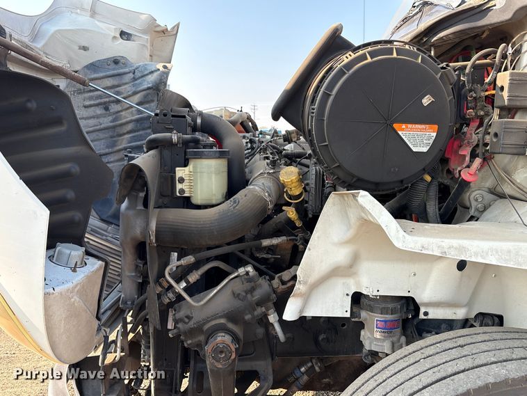 image for item EC8219 2012 International ProStar semi truck