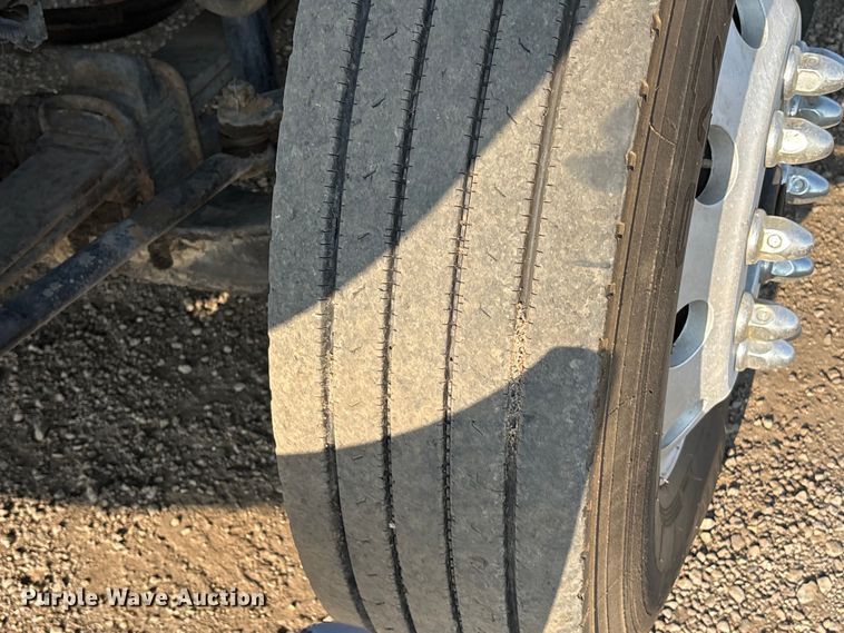 image for item EC8219 2012 International ProStar semi truck