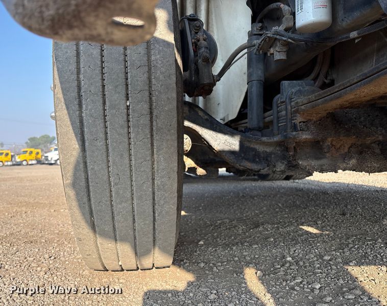 image for item EC8219 2012 International ProStar semi truck