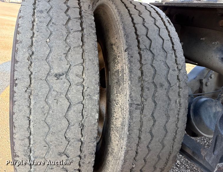 image for item EC8219 2012 International ProStar semi truck