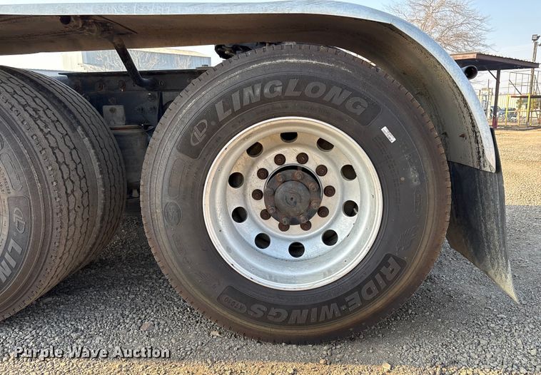 image for item EC8219 2012 International ProStar semi truck