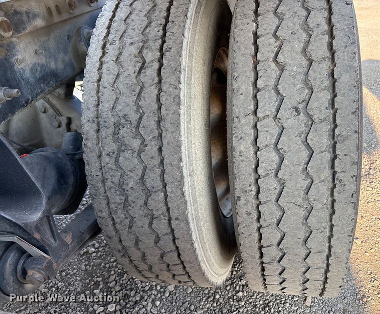 image for item EC8219 2012 International ProStar semi truck