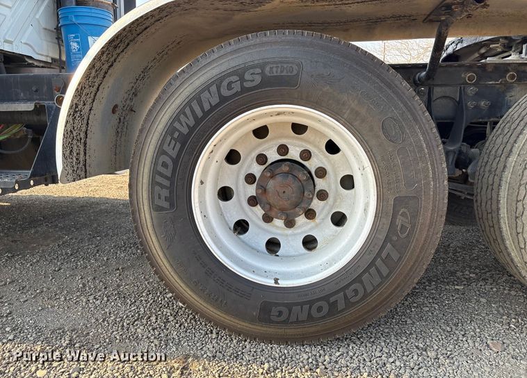 image for item EC8219 2012 International ProStar semi truck