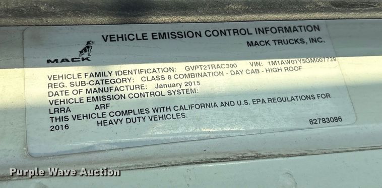 image for item EC8220 2016 Mack CXU612 semi truck