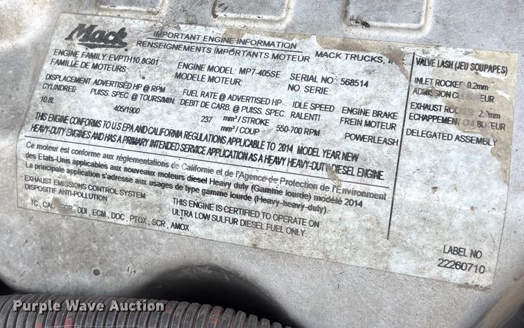 image for item EC8221 2015 Mack CXU612 semi truck