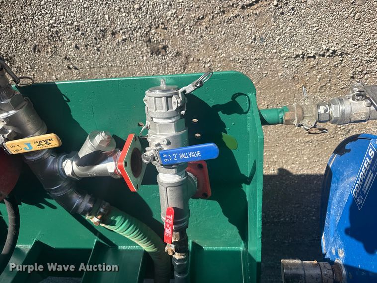 image for item EG1756 2007 Peterbilt 357 flatbed truck