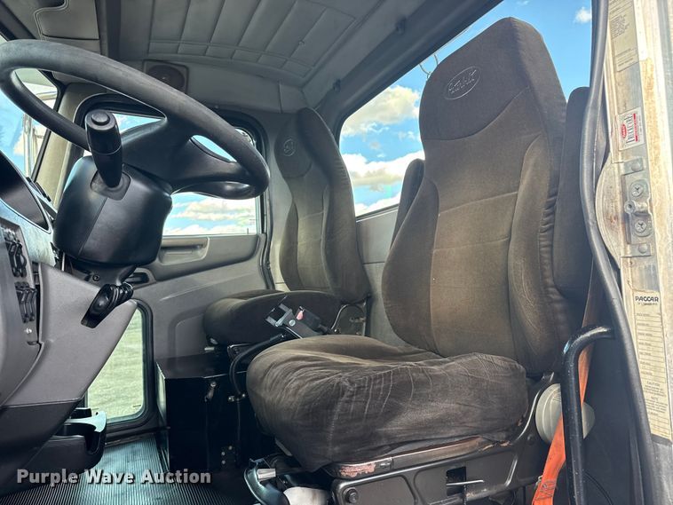 image for item EG1953 2012 Peterbilt 337 semi truck